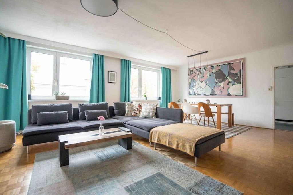 Cozy And Stylish Apartment Near Schoenbrunn Castle Вена Экстерьер фото